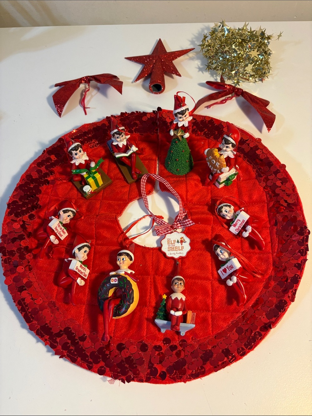 Elf on the Shelf Red Sequin Tree Skirt with ten Elf Ornaments 10 red bows!